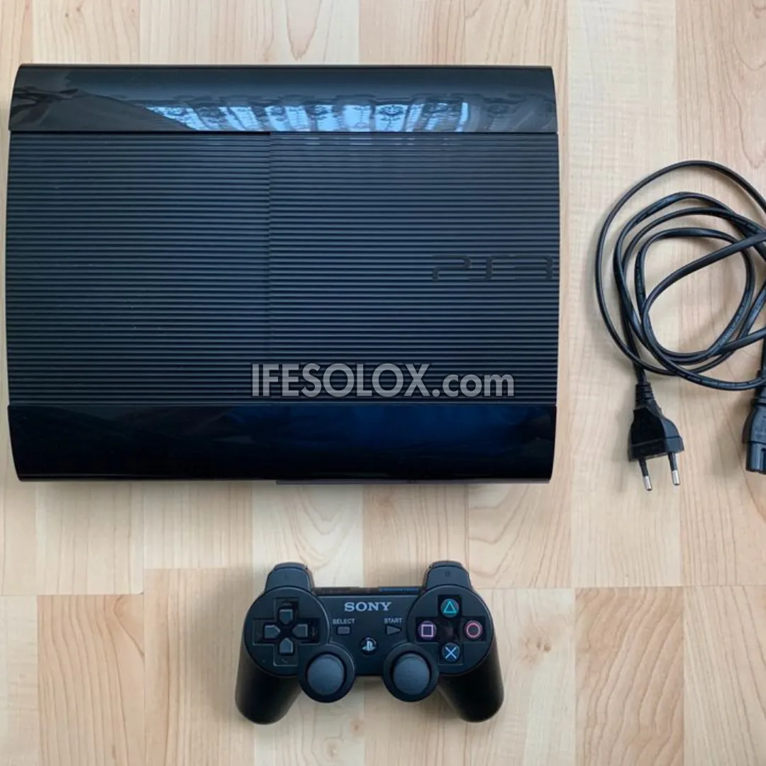 Sony Playstation 3 (PS3) Super Slim 500GB Game Console Complete Set with 1 DUALSHOCK Controllers and 30 Games - Foreign Used