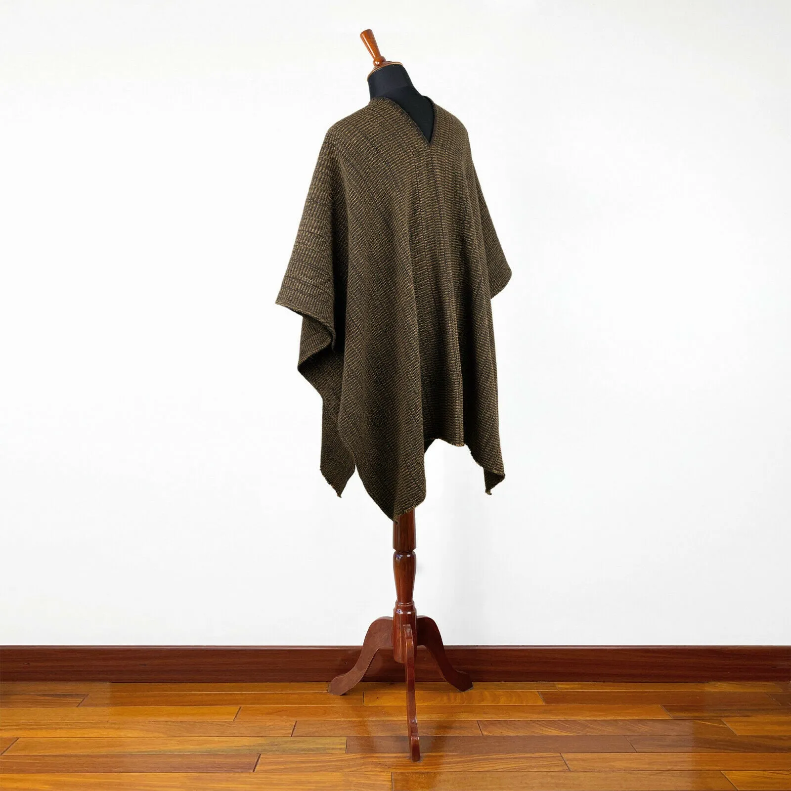 Tzunantza - Llama Wool Unisex South American Handwoven Thick Serape Poncho - solid brown - coffee beans pattern