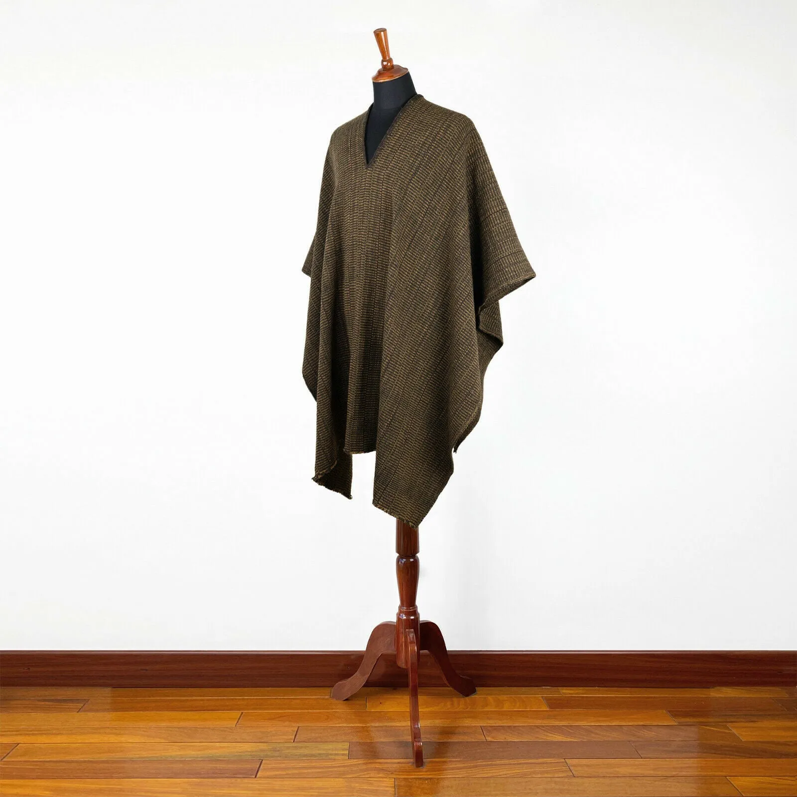 Tzunantza - Llama Wool Unisex South American Handwoven Thick Serape Poncho - solid brown - coffee beans pattern